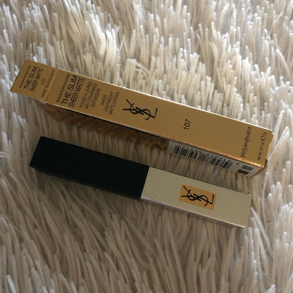 Yves The Slim Matte Lipstick